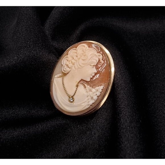 Rare Find Vintage 14K Gold Italian Cameo Brooch/Pendant With Genuine Diamond - Picture 3 of 5